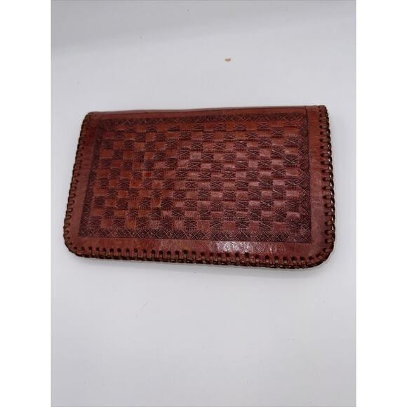 Vintage hand tooled leather womens bifold wallet with snap closure - Picture 2 of 4